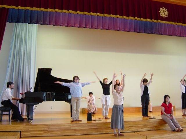 小海町での公演（2004）